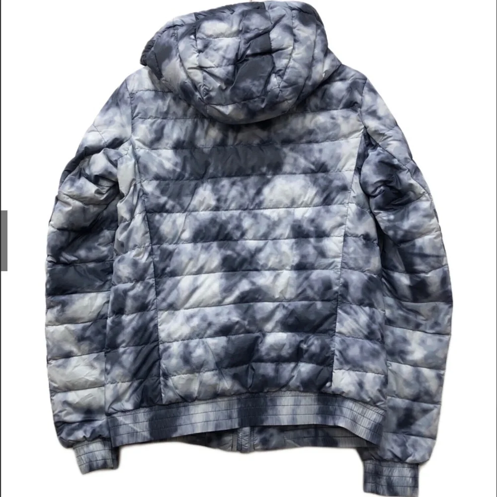 Canada Goose Richmond Women's Blue Down Puffer Zip Up Jacket Coat Haze Print M - Picture 5 of 16
